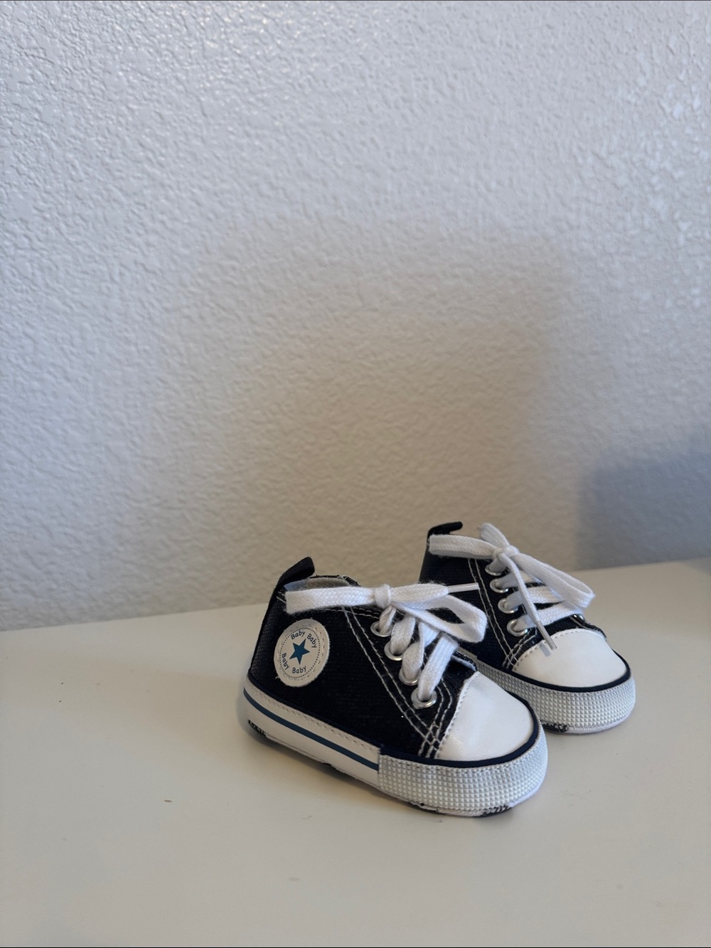 Black Glitter Converse-like Black and White Newborn Sneakers Infant size 1